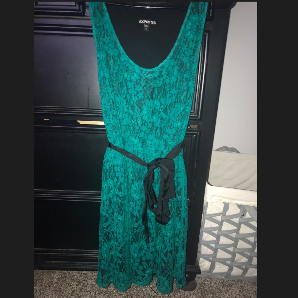 Express green lace dress!